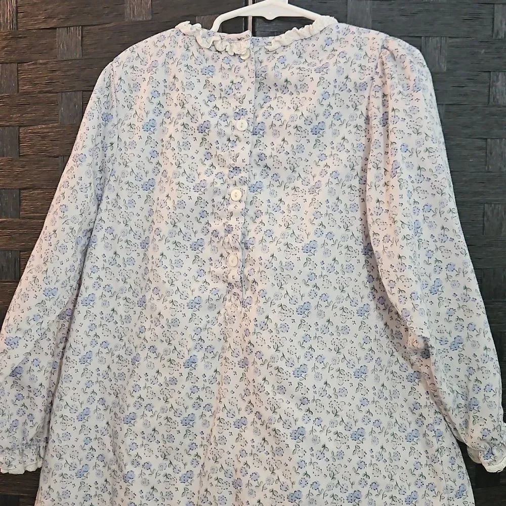 Smockingbird lavender floral